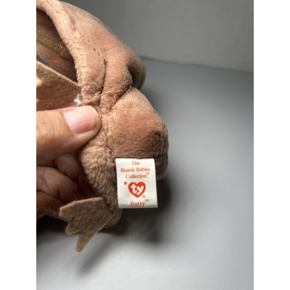 RARE 1996 Ty Beanie Babies "Batty" the Brown Bat with tag - Picture 4 of 10